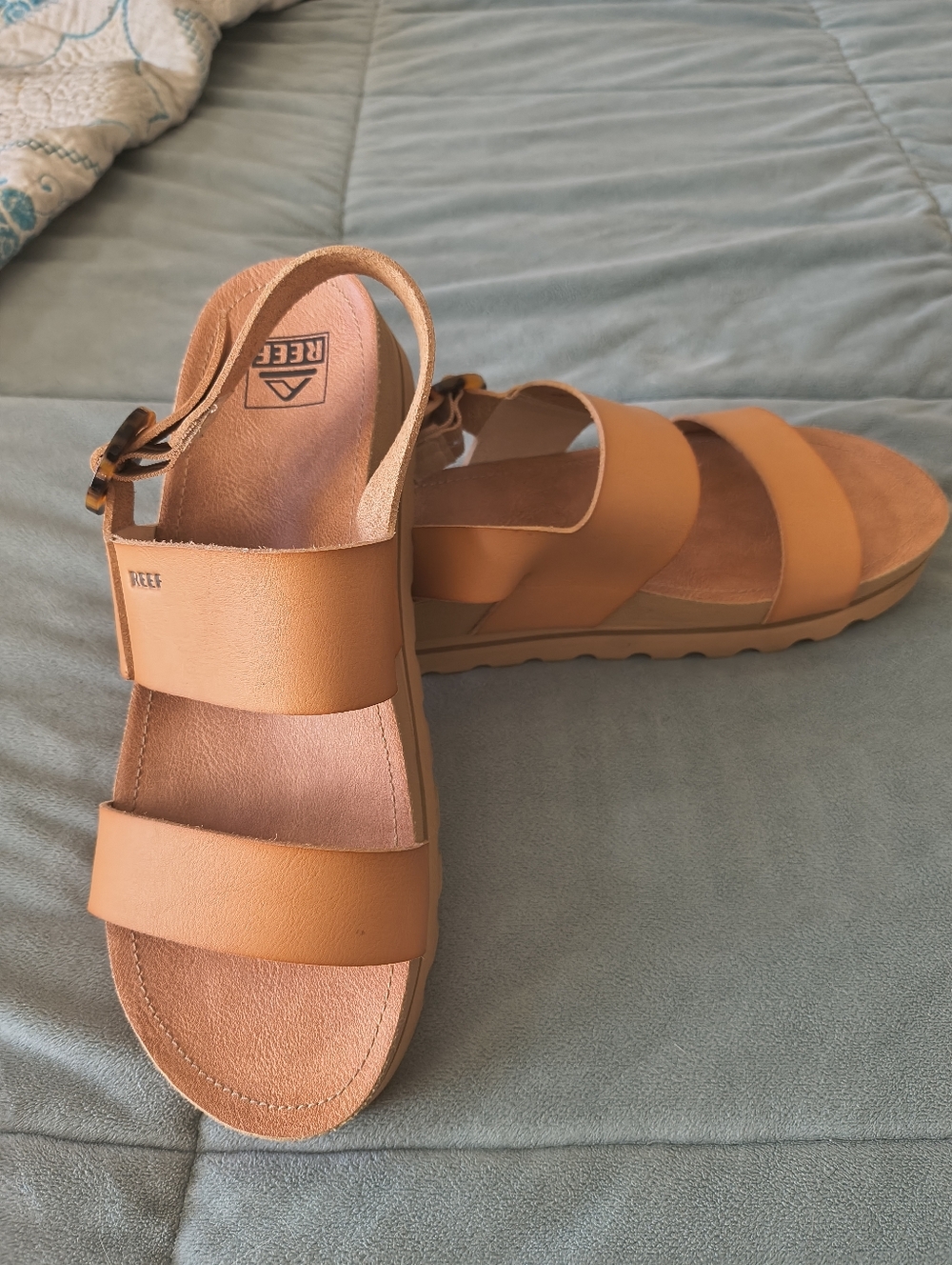 Reef Women’s Caramel Double-Strap Slingback Sandals